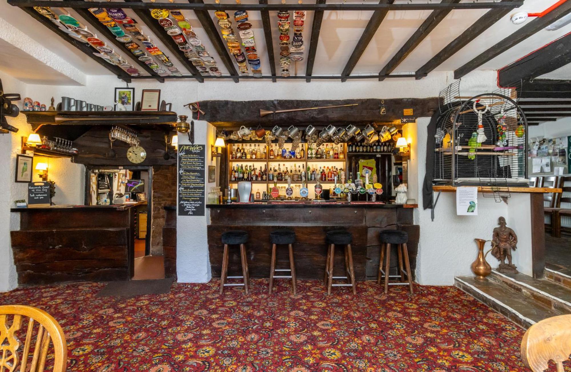 New Inn Кредитън Екстериор снимка